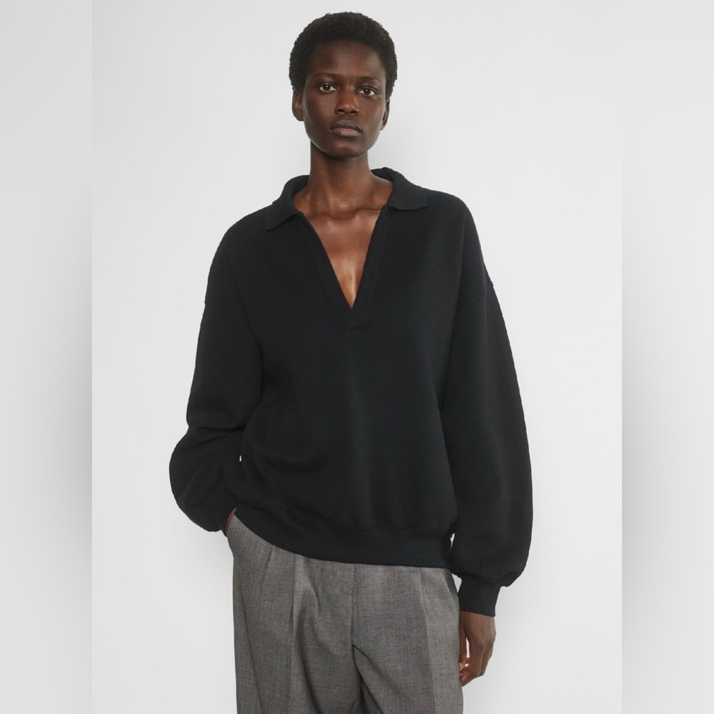 Aritzia Cozy Fleece Mega Polo Sweatshirt in Black